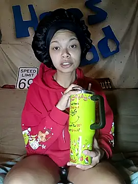 Snapshot of PassionateAboutSex chatting on 02-25-26, 10:03 PassionateAboutSex online show from 02-25-26, 10:03