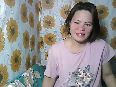 Smilinglovely online show from 02-05-26, 01:05