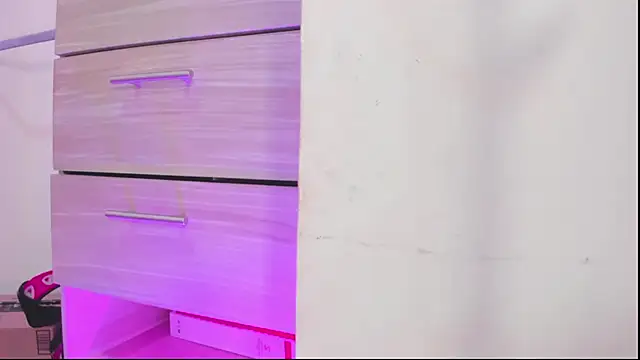 Miss JulietaShadow online show from 12-01-25, 08:25