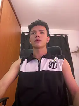 secret justin7 online show from 04-30-26, 03:29