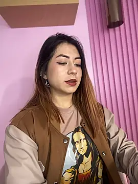 MaddieHunter online show from 12-05-25, 01:31