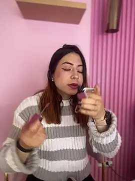 MaddieHunter online show from 01-08-26, 01:02