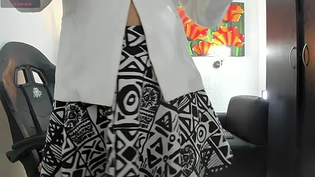 Miss clarepocahose online show from 12-21-25, 04:58