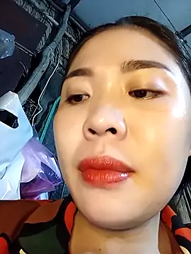 Lin-kute98 online show from 04-15-26, 01:18