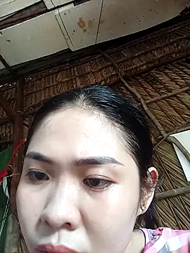 Snapshot of Lin-kute98 chatting on 05-07-26, 01:11 Lin-kute98 online show from 05-07-26, 01:11