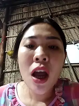 Snapshot of Lin-kute98 chatting on 05-09-26, 02:33 Lin-kute98 online show from 05-09-26, 02:33