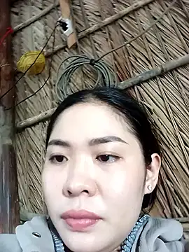 Snapshot of Lin-kute98 chatting on 05-10-26, 02:39 Lin-kute98 online show from 05-10-26, 02:39