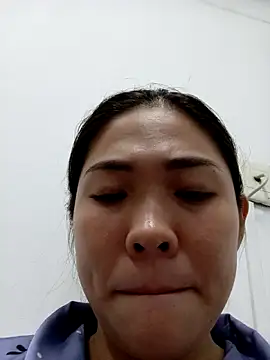 Snapshot of Lin-kute98 chatting on 05-15-26, 10:00 Lin-kute98 online show from 05-15-26, 10:00