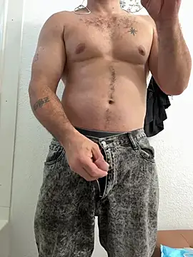 2addictivelyhorny online show from 05-26-26, 11:45