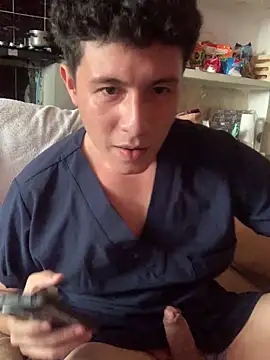 angelxxx95 online show from 02-06-26, 07:39