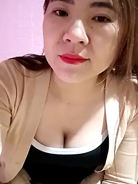 Lily-ross22 online show from 12-15-25, 04:55