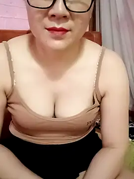 Lily-ross22 online show from 07-03-26, 04:13