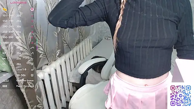 Ave Costly online show from 02-06-26, 04:54