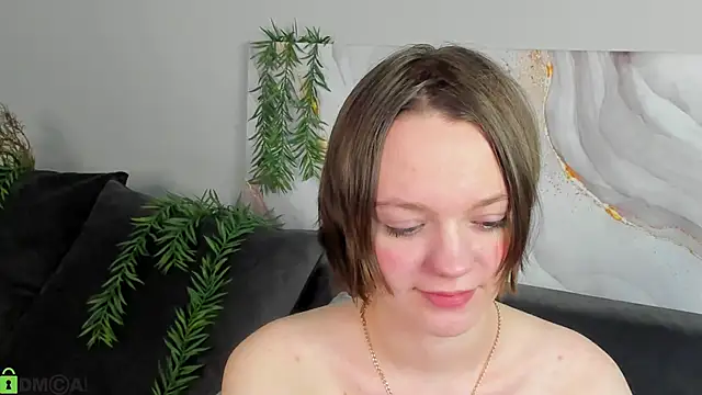 Olivia Riesz online show from 04-21-26, 01:07