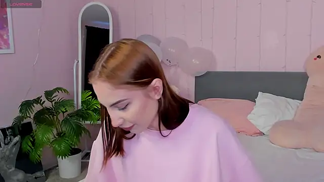 lally cute online show from 03-03-26, 11:27