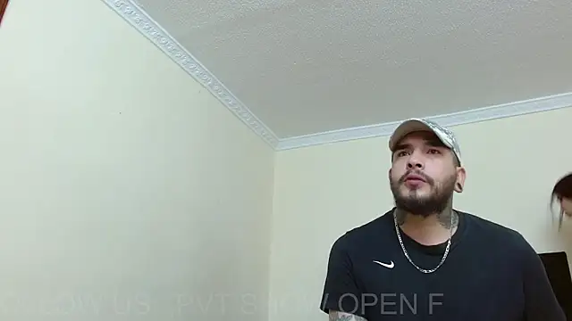 ARIA AND NICK online show from 03-26-26, 04:01