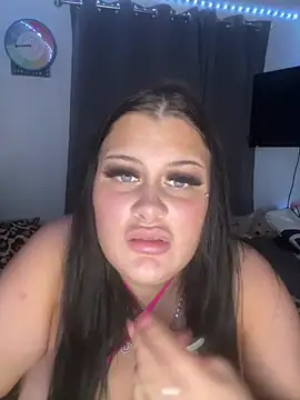 Snapshot of CurvyAyla chatting on 01-12-26, 10:59 CurvyAyla online show from 01-12-26, 10:59