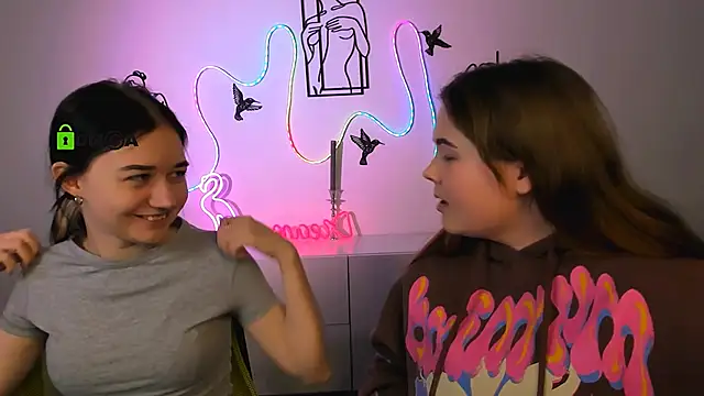 candy flossie1 online show from 12-18-25, 06:08