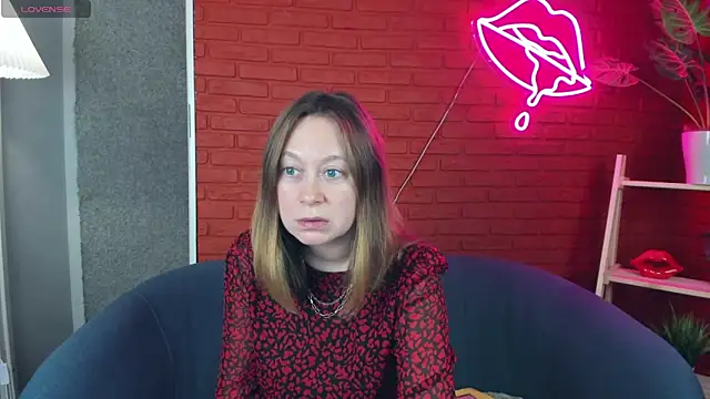 Brooke lover online show from 11-28-25, 08:33