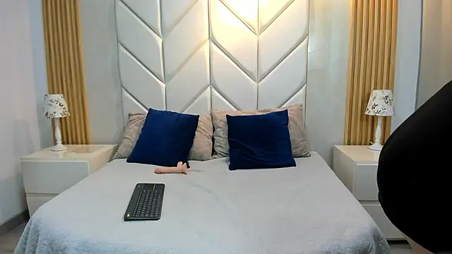 Snapshot of ValeryLane_ chatting on 02-08-26, 03:59 ValeryLane online show from 02-08-26, 03:59