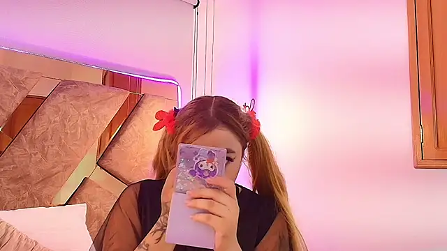 emma cook  online show from 11-27-25, 08:44