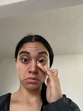 Miia moonn online show from 11-27-25, 10:50