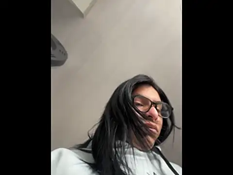 SaraAndrade  online show from 01-09-26, 03:48