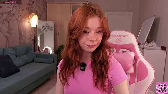 eva aria online show from 05-21-26, 01:34