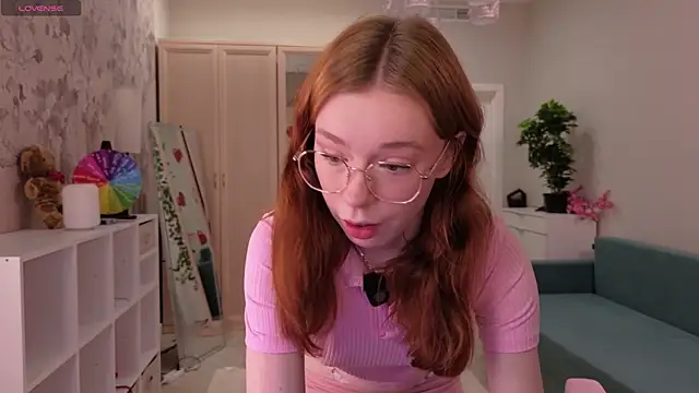 Snapshot of eva_aria chatting on 07-10-26, 10:12 eva aria online show from 07-10-26, 10:12