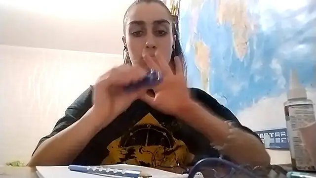 LexusLady online show from 11-25-25, 06:41