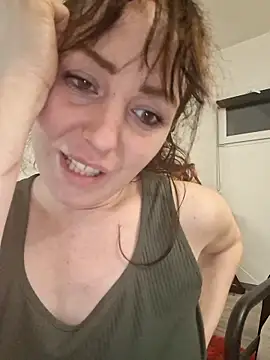  pig eyes  online show from 03-04-26, 09:32