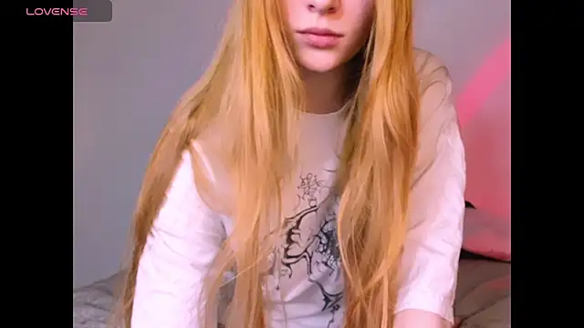 Snapshot of _Milana_Sparkl75_ chatting on 02-03-26, 02:53 Milana Sparkl75 online show from 02-03-26, 02:53