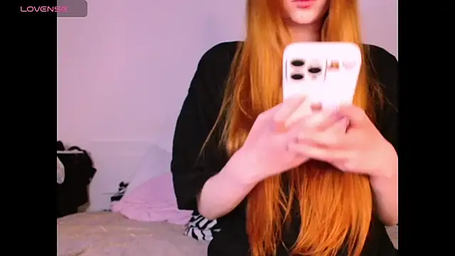 Snapshot of _Milana_Sparkl75_ chatting on 02-22-26, 07:45 Milana Sparkl75 online show from 02-22-26, 07:45