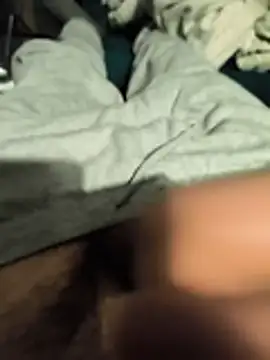 Snapshot of Razvan696969 chatting on 02-04-26, 09:31 Razvan696969 online show from 02-04-26, 09:31