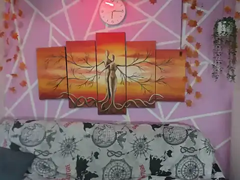 Snapshot of bradboyhot06 chatting on 02-04-26, 02:17 bradboyhot06 online show from 02-04-26, 02:17