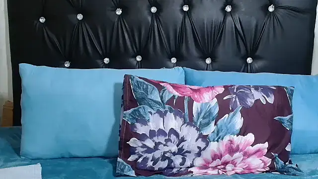 SavageHoney online show from 04-01-26, 08:50