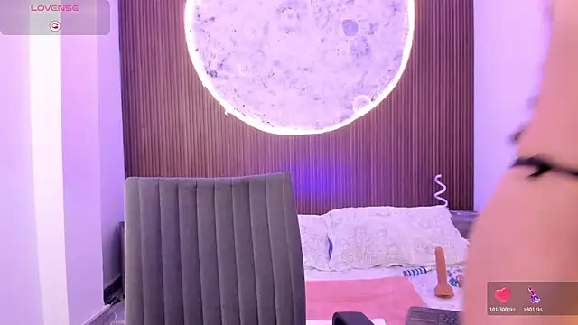 Snapshot of IvannaVolk_ chatting on 02-12-26, 05:02 IvannaVolk online show from 02-12-26, 05:02