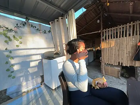 Juliet official pro online show from 04-02-26, 10:40