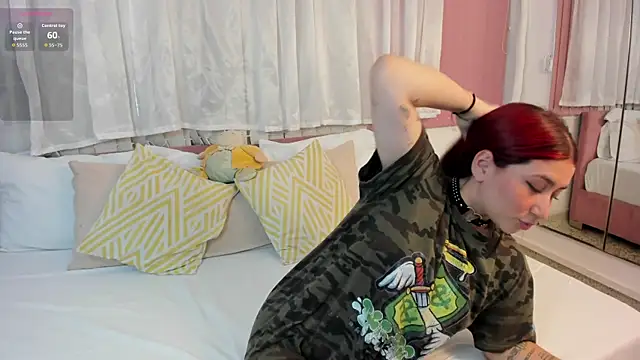 CharlotteBlossom online show from 01-08-26, 08:44