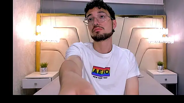 JonnyGreey online show from 11-29-25, 07:50