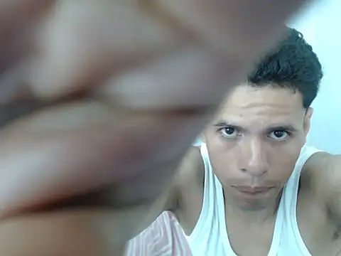 Snapshot of ImJonathan2 chatting on 12-02-25, 08:08 ImJonathan2 online show from 12-02-25, 08:08