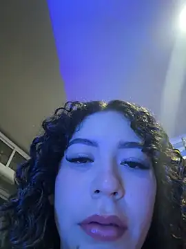 VictoriaaRose online show from 02-12-26, 01:22