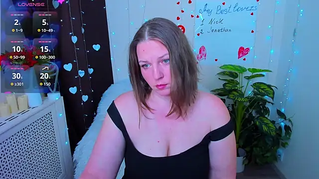 Snapshot of Alison_star_ chatting on 02-22-26, 10:41 Alison star online show from 02-22-26, 10:41