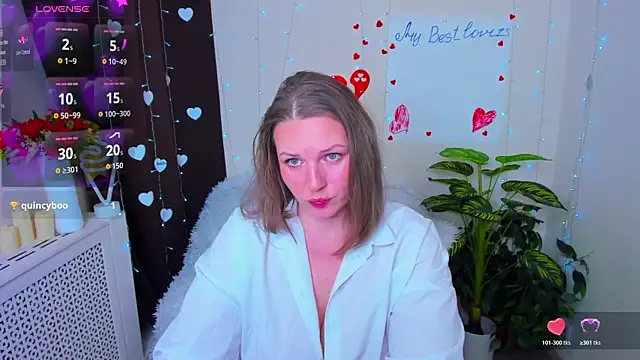 Snapshot of Alison_star_ chatting on 02-28-26, 02:12 Alison star online show from 02-28-26, 02:12