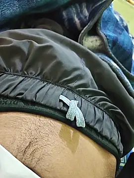 handsome boy07 online show from 12-15-25, 10:08