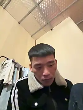 sanu551 online show from 11-28-25, 04:59