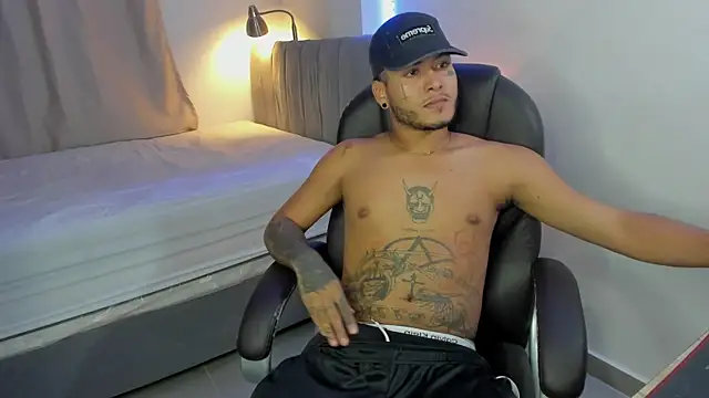 master evil07 online show from 11-28-25, 05:21