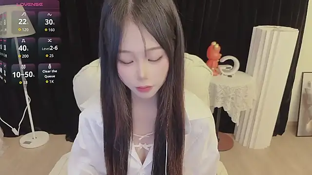 Snapshot of -Annababy chatting on 06-05-26, 01:23 -Annababy online show from 06-05-26, 01:23