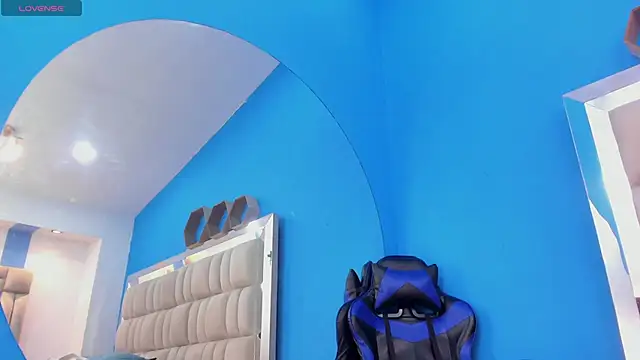 melany love0 online show from 04-01-26, 12:39