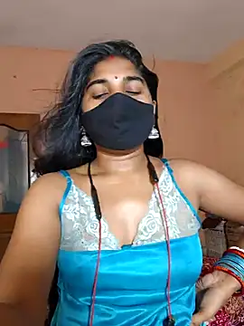 Snapshot of adite20 chatting on 06-08-26, 04:07 adite20 online show from 06-08-26, 04:07